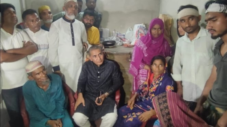 ভোলায় নিহত ব্যবসায়ীর পাশে দাঁড়াল যুবদল