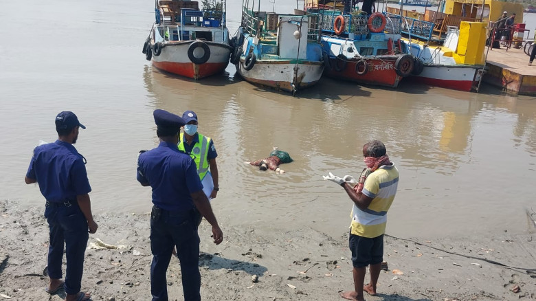 বাগেরহাটের মোংলায় অজ্ঞাত ১ নারীর মরদেহ উদ্ধার