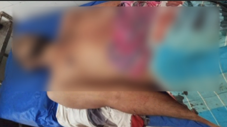 নড়াইলের লোহাগড়ার খাজা মোল্লা নামে এক ব্যক্তিকে কুপিয়ে খুন এল