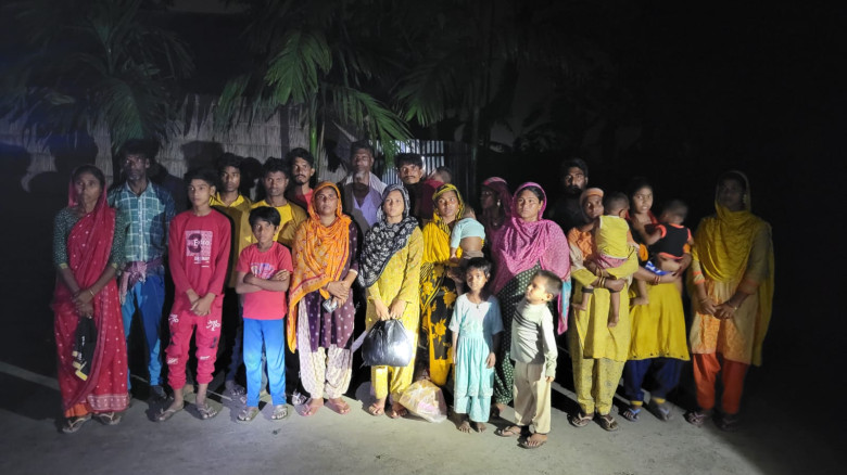 কুড়িগ্রামে ফুলবাড়ী সীমান্তে ভারতে আটক ২৪ বাংলাদেশিকে বিজিবি'