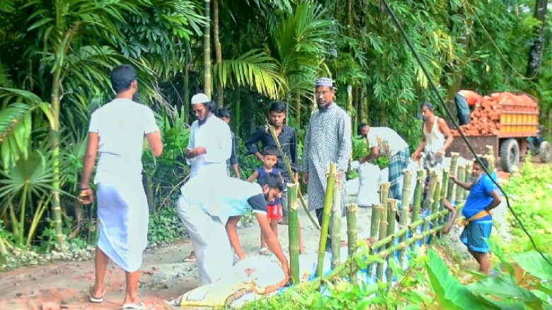 ভেদুরিয়ায় জামায়াতে ইসলামীর রাস্তাসংস্কার কার্যক্রম