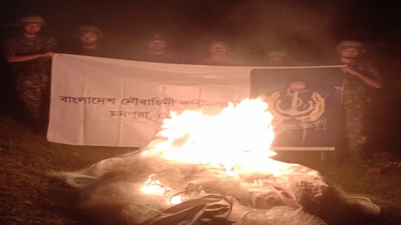 মনপুরায় ১৫ লাখ টাকা পুড়ে ছাই