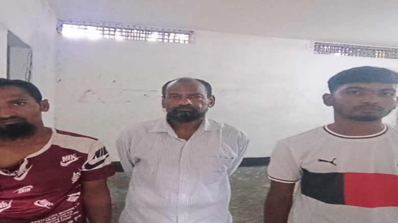 মনপুরা হাসপাতালের জরুরি বিভাগে ঢুকে মা'রধর , কর্তব্যরত চিকিৎ