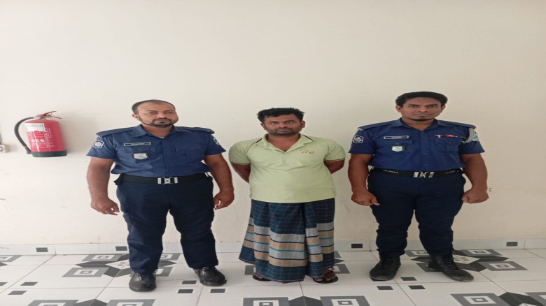 নড়াইলের লোহাগড়ায় নাশকতা মামলায় যুবলীগ নেতা উকিল মোল্লা গ্রেপ