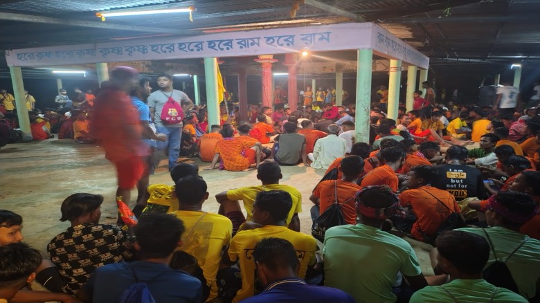 মহাত্রিপুরারী কৈলাশপতির মহাস্নান যাত্রা: দিনাজপুরে ধর্মীয় উৎ
