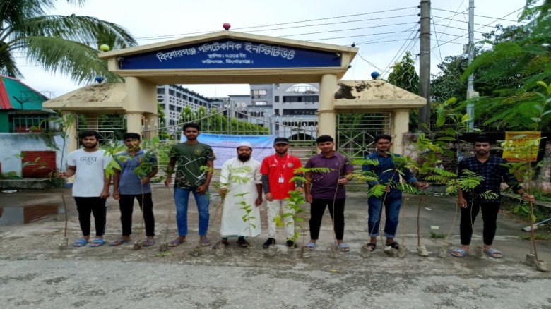 বন্ধুমহল ব্লাড ডোনার সোসাইটি কিশোরগঞ্জ জেলা শাখার বৃক্ষরোপণ 
