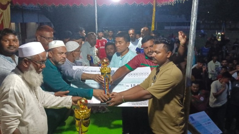 বীরগঞ্জে ফুটবল লীগ -২০২৫, সলিডারিটি ক্লাবে ফাইনাল খেলায় পুর