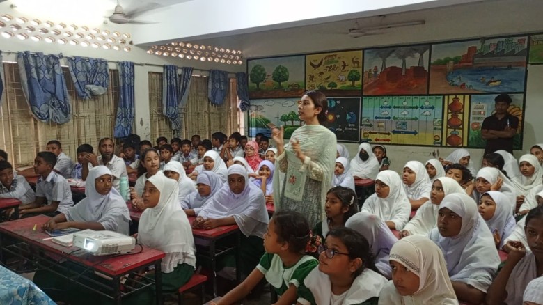 বীরগঞ্জে পরিবেশ সচেতনতা বিষয়ক কর্মশালা অনুষ্ঠিত