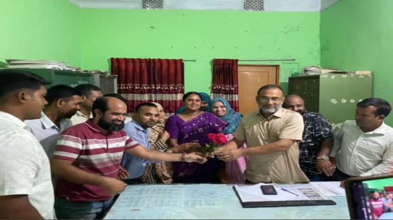 পাবনার চাটমোহর সরকারি কলেজ-এ অধ্যক্ষের দায়িত্ব নিলেন মিজানুর