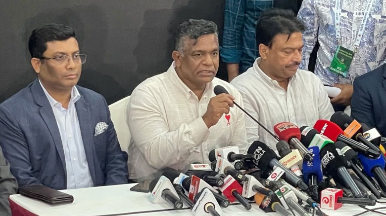 বাংলাদেশ ক্রিকেটের অগ্রযাত্রায় প্রেমে পড়েছেন বুলবুল