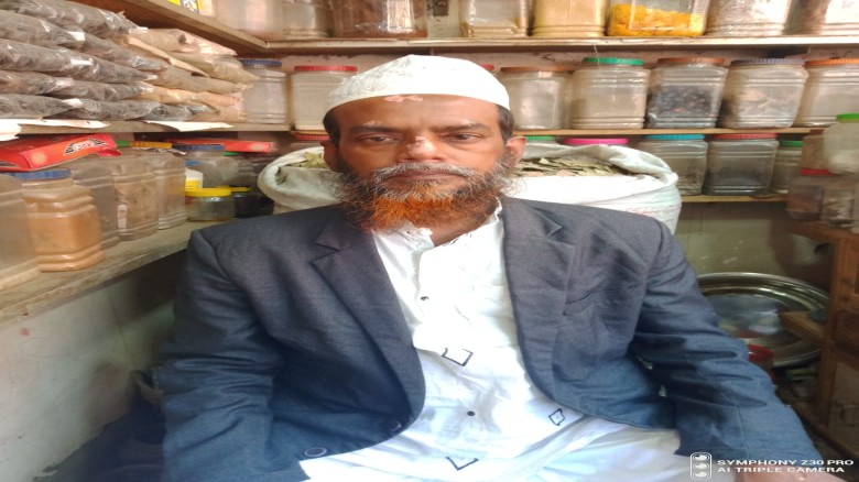 টংঙ্গী বাজার  ফারুক দোকানদারের বিরুদ্ধে  ১০ লক্ষ টাকা আত্মসা