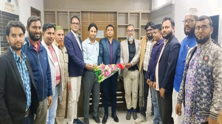 দৌলতপুরে নবাগত ওসির সাথে সাংবাদিকদের মতবিনিময়...